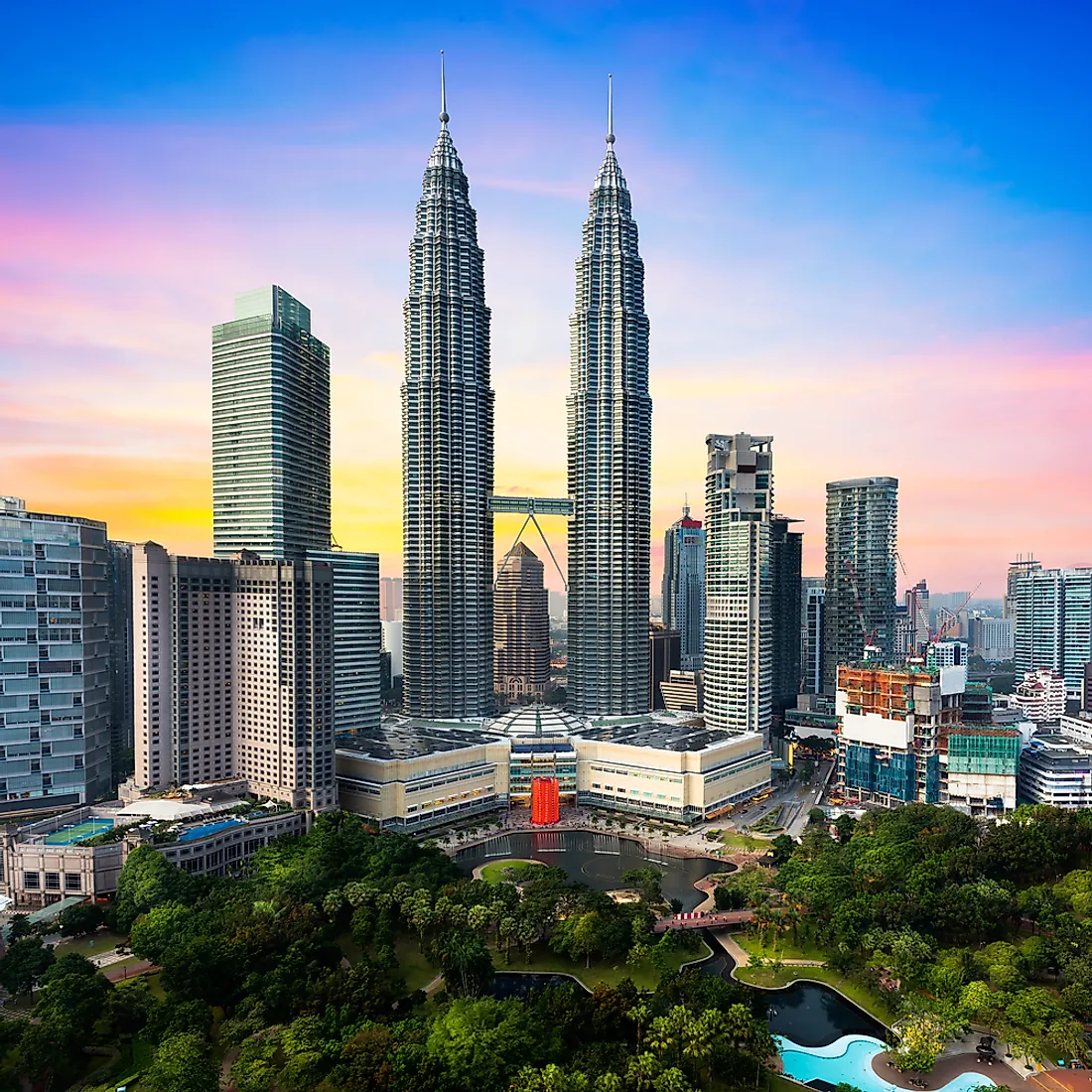 Malaysia-twins-tower-toa-thap-doi