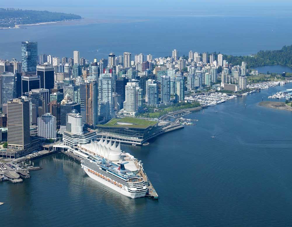 Lystravel-Canada-Vancouver-British-Columbia-cruise-port